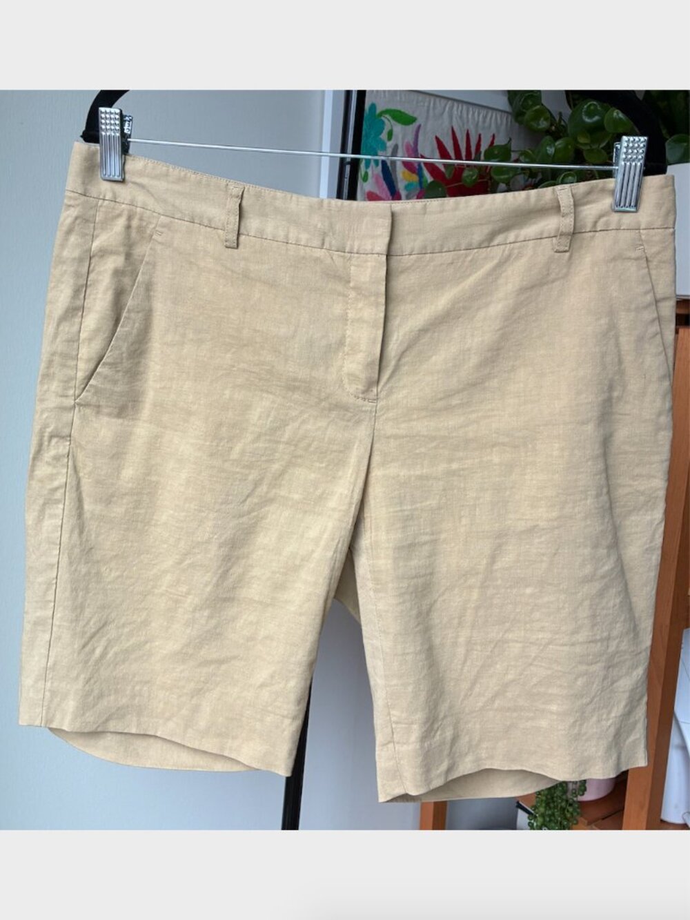 Theory Honoria Khaki Linen-Blend Short w/ 9.25-Inch Inseam - Size 10